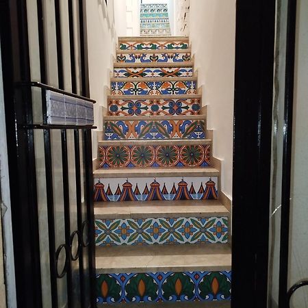 Guest House Alla Scala Кальтаджироне Экстерьер фото